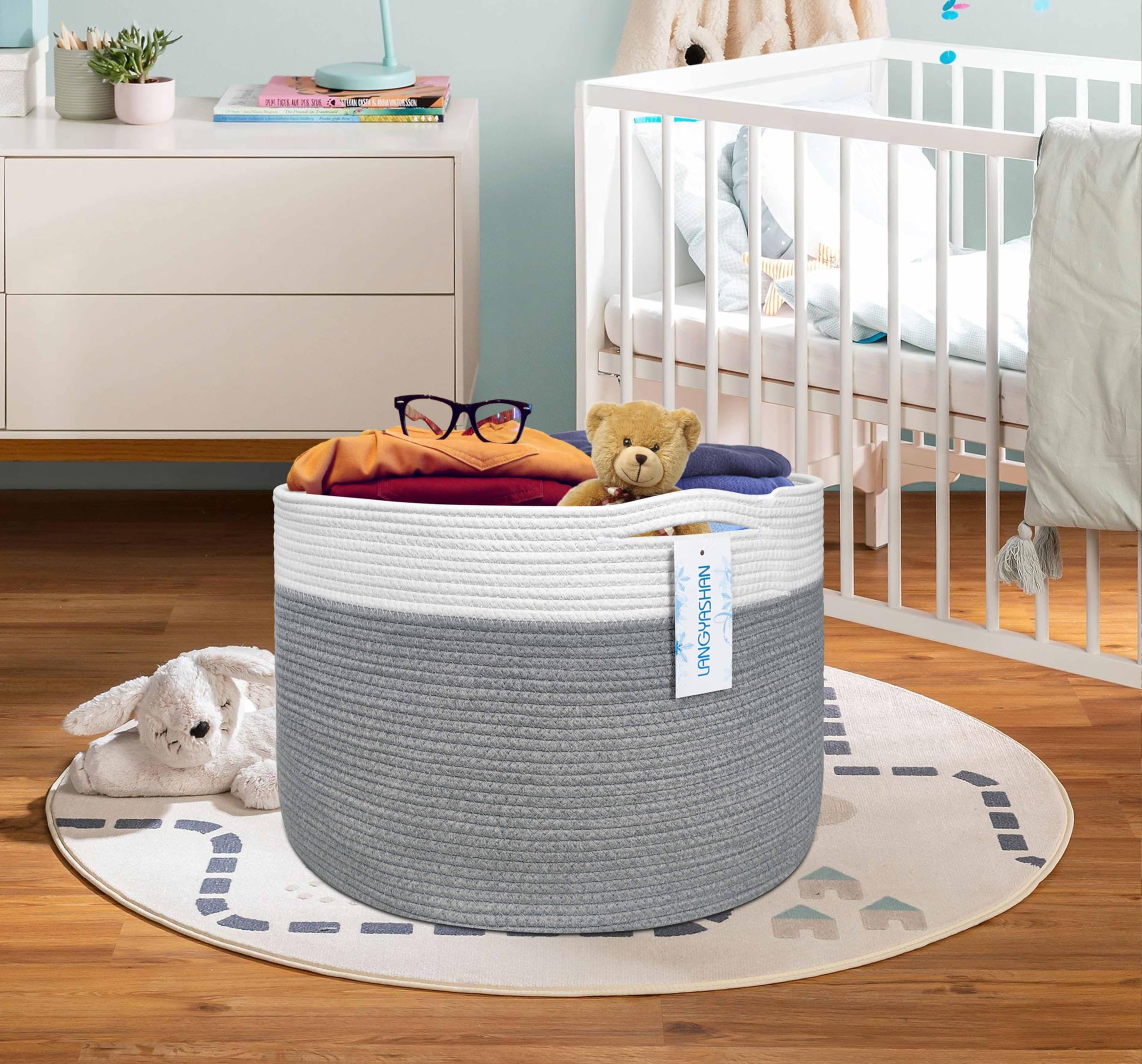 LANGYASHAN multipurpose nursery organizer for toys and towels