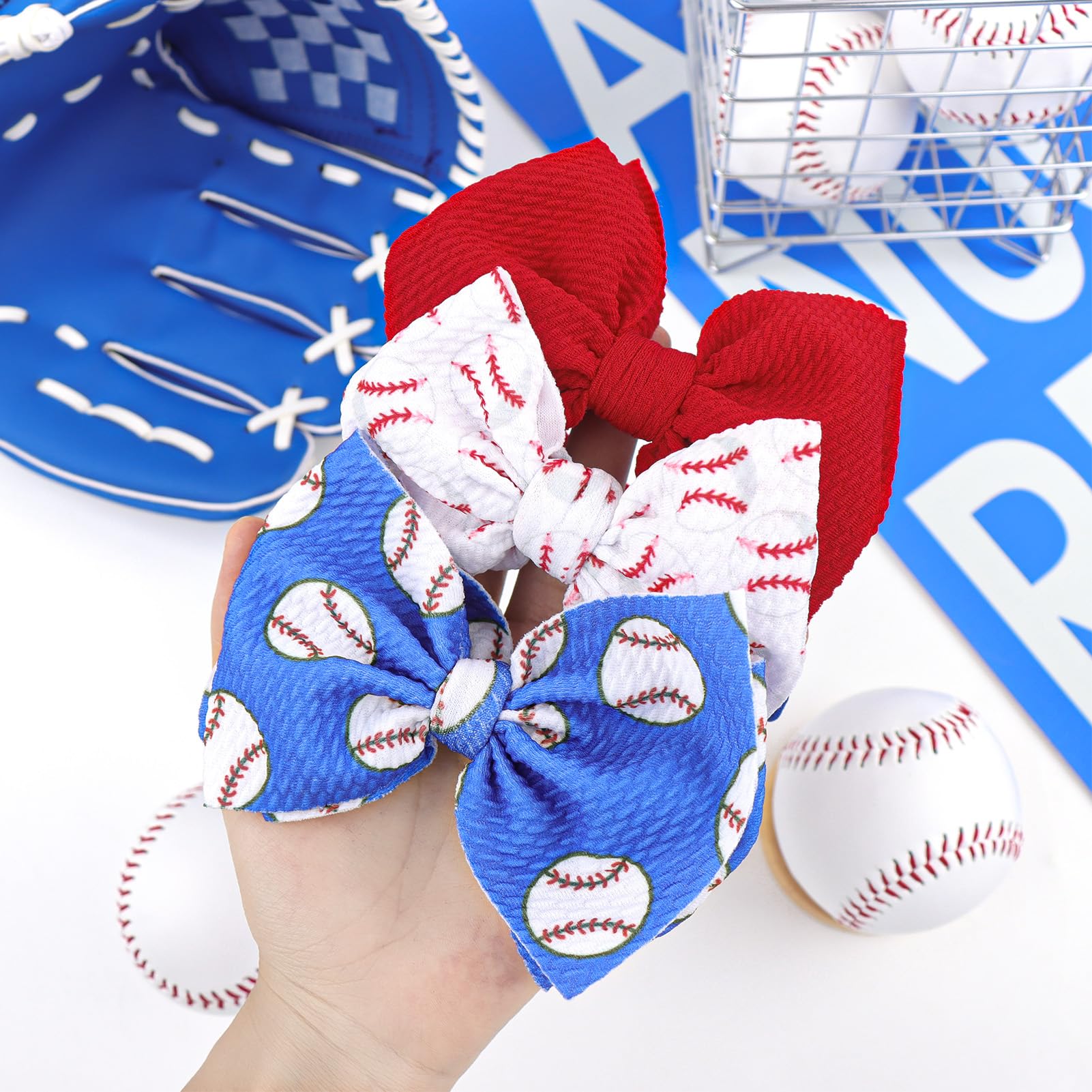 Lanmerry baby bow headband for family photos and holidays.