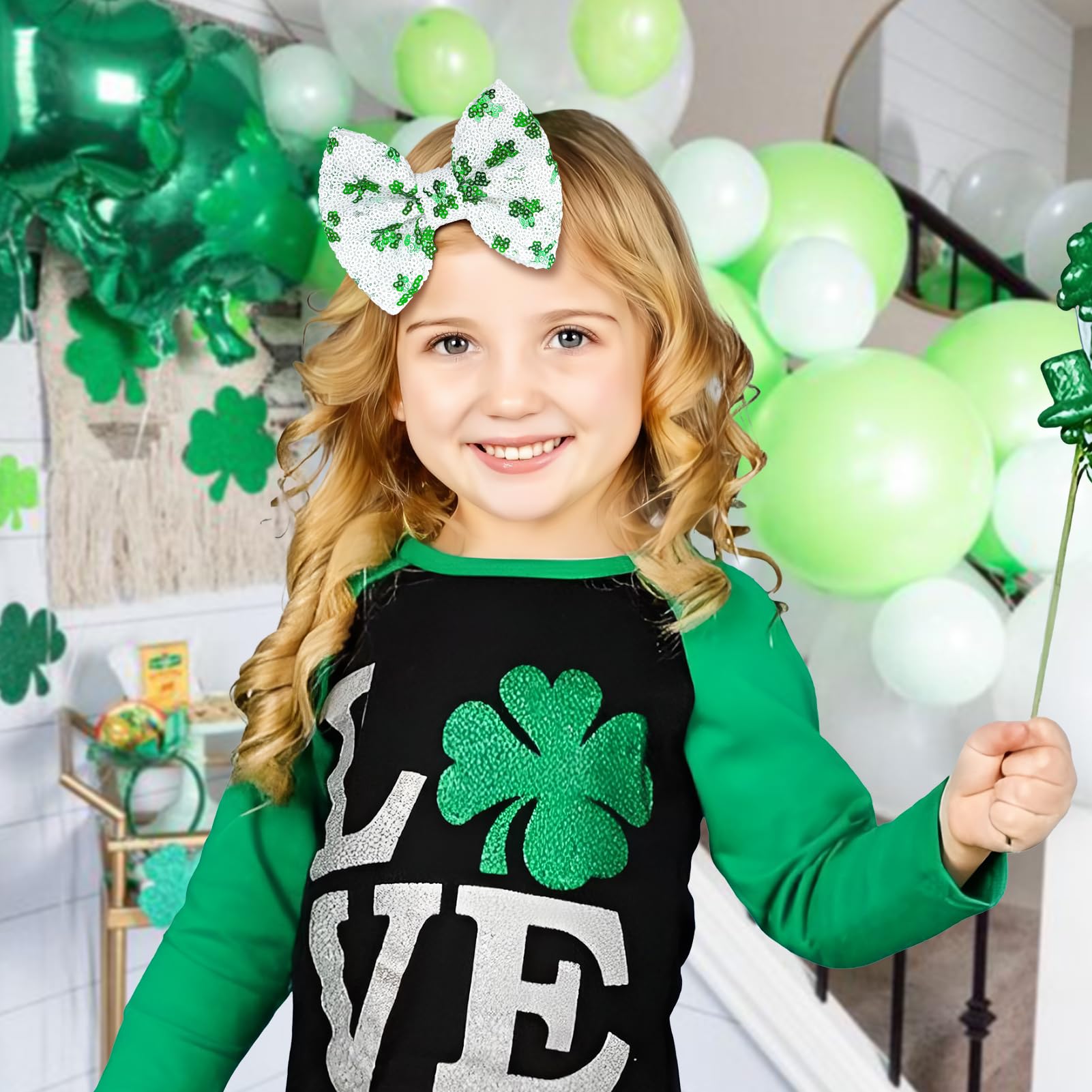 Lanmerry green sequin bow hair clip enhances playful outfits.