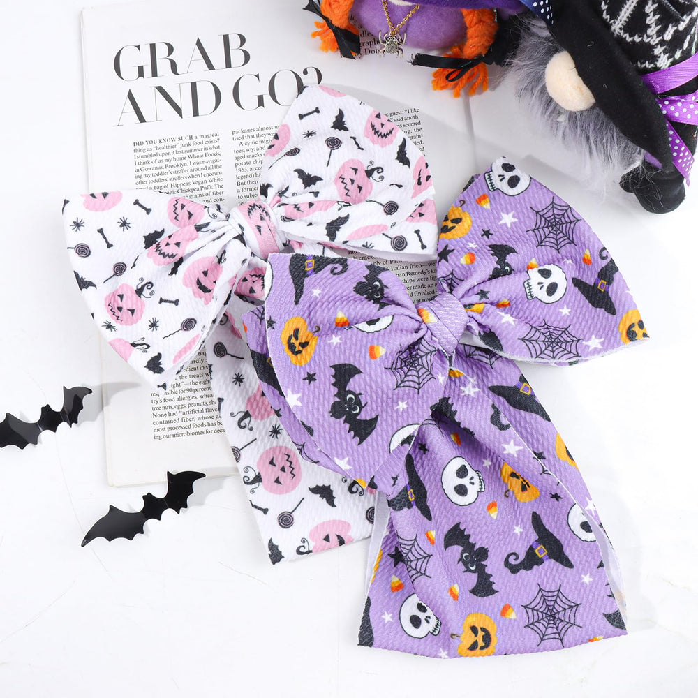 Lanmerry Halloween bows used as a photo prop for memories.