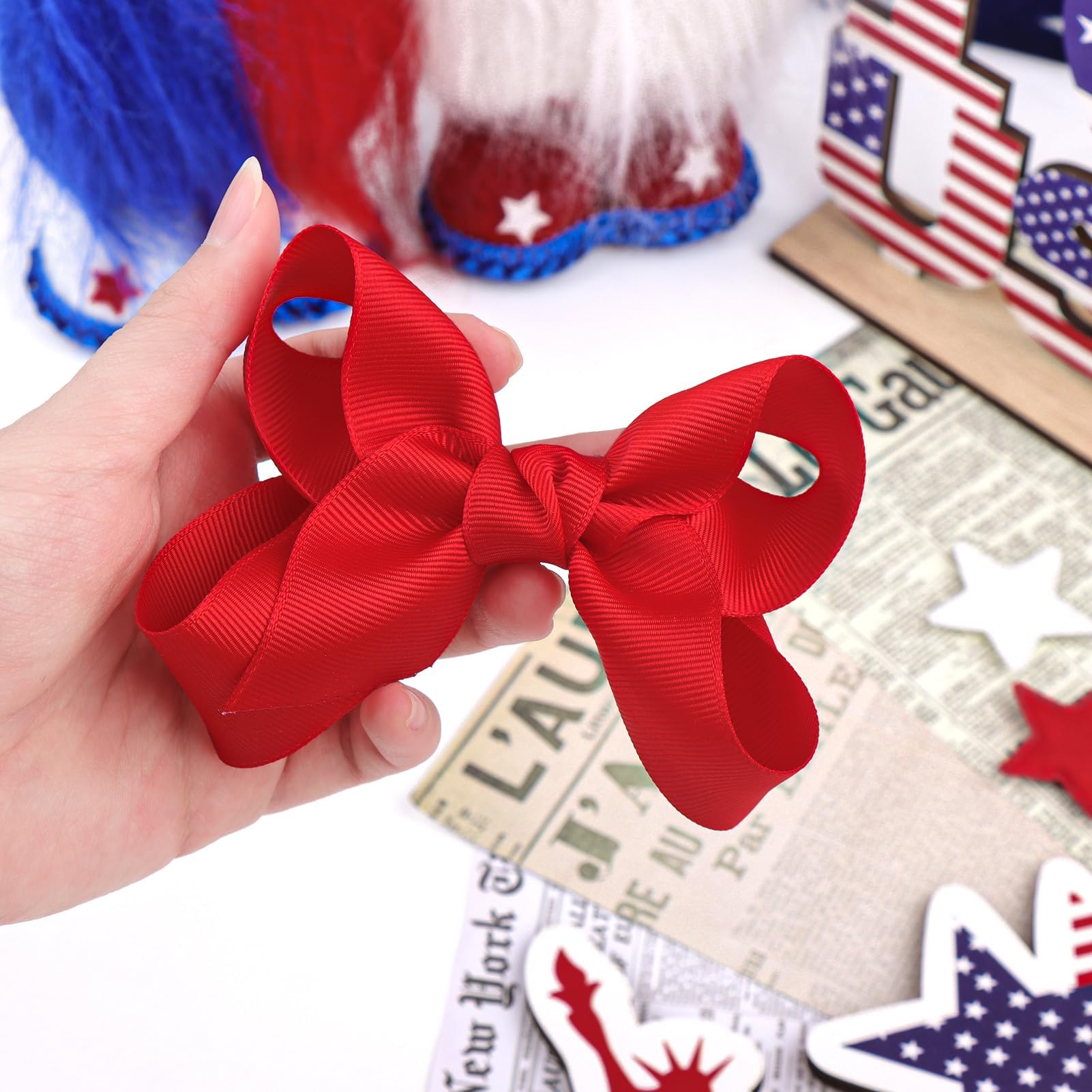 Lanmerry red bow for gifting, a festive accent for birthdays or holidays.