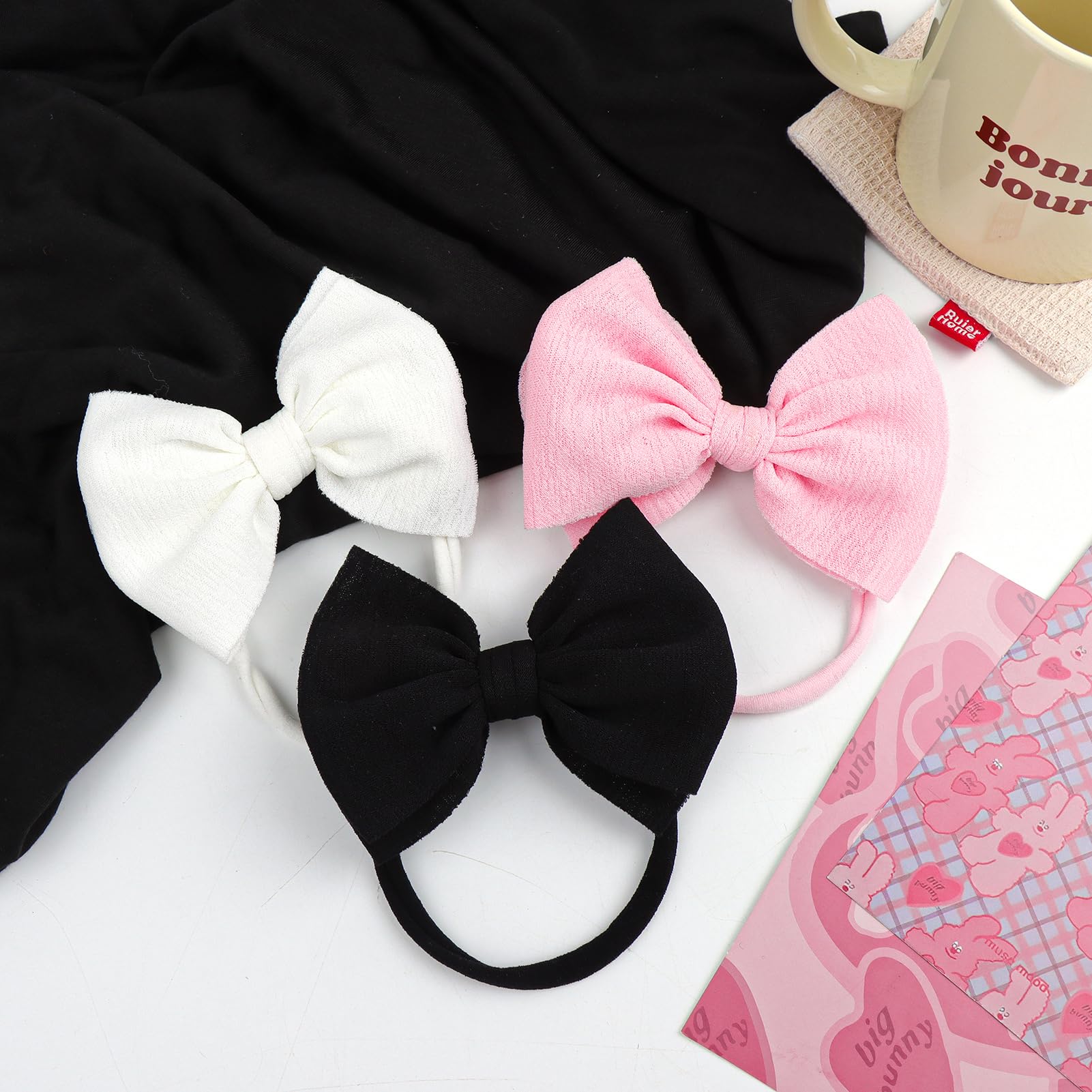 Lanmerry party ready headband ideal for family photos and holidays.