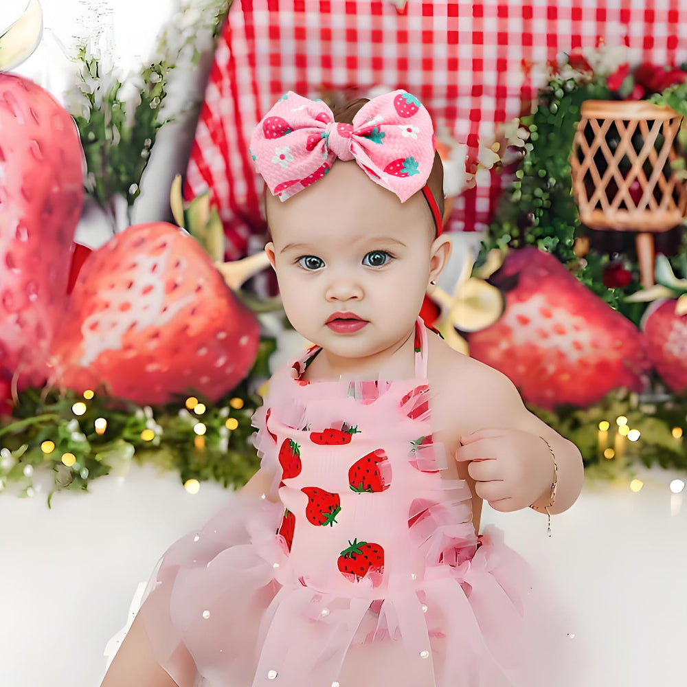 Lanmerry strawberry pattern bow adds playful charm to daily outfits.
