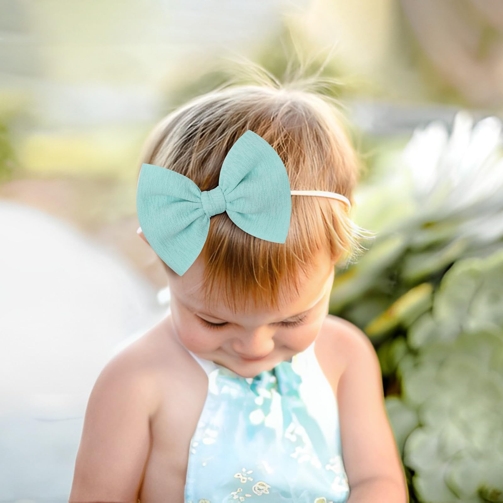 Lanmerry stretchy headband with soft bow, perfect for daily outfits