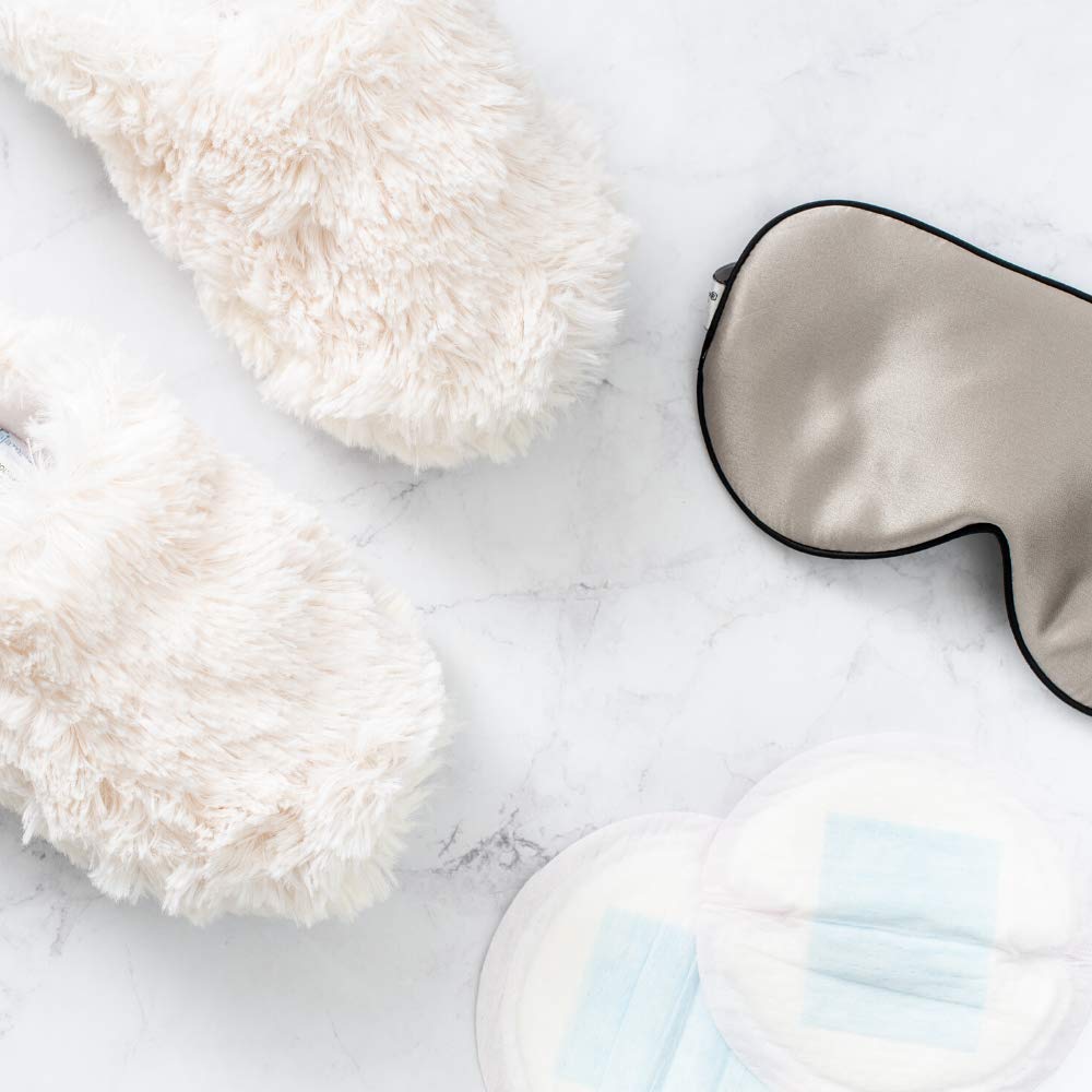 Lansinoh disposable nursing pads ready for daily changes.