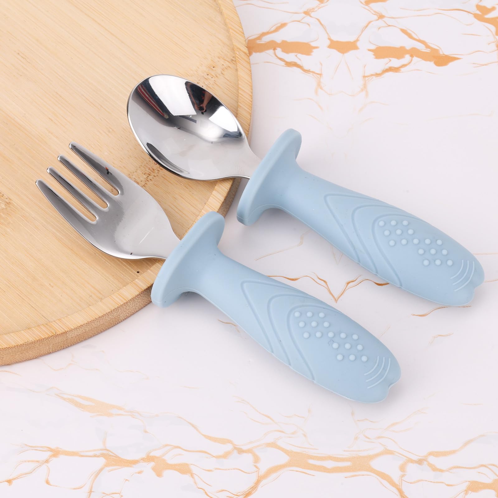 lasuroa baby fork designed for tiny bites and safe handling.