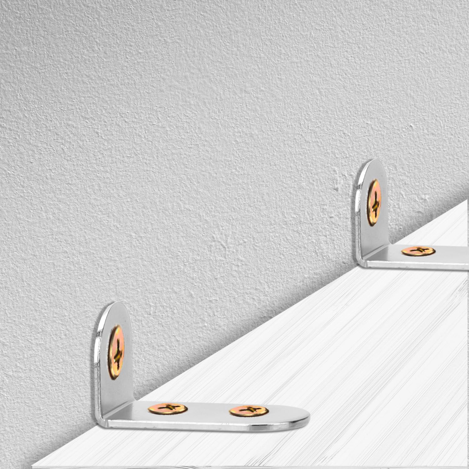 Lasuroa multiple mounting options fit various furniture styles and walls.