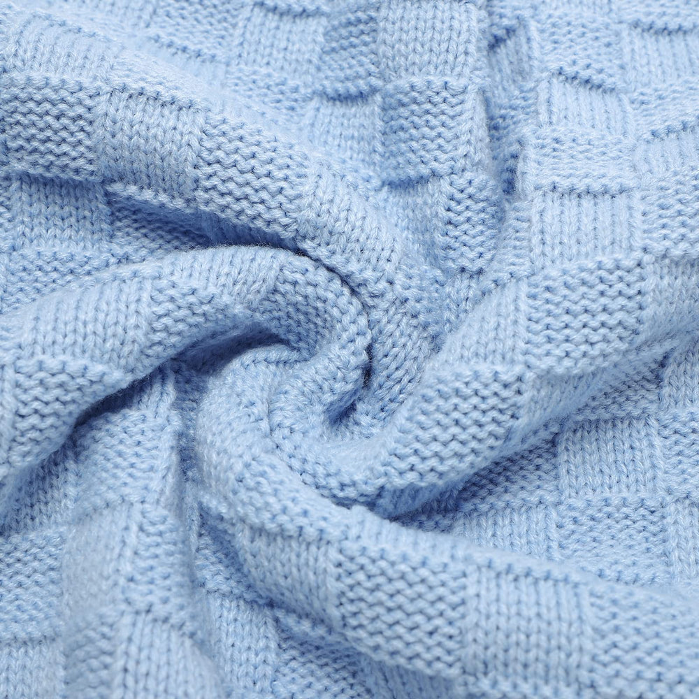 LAWKUL Gift-ready baby blanket perfect for baby showers.