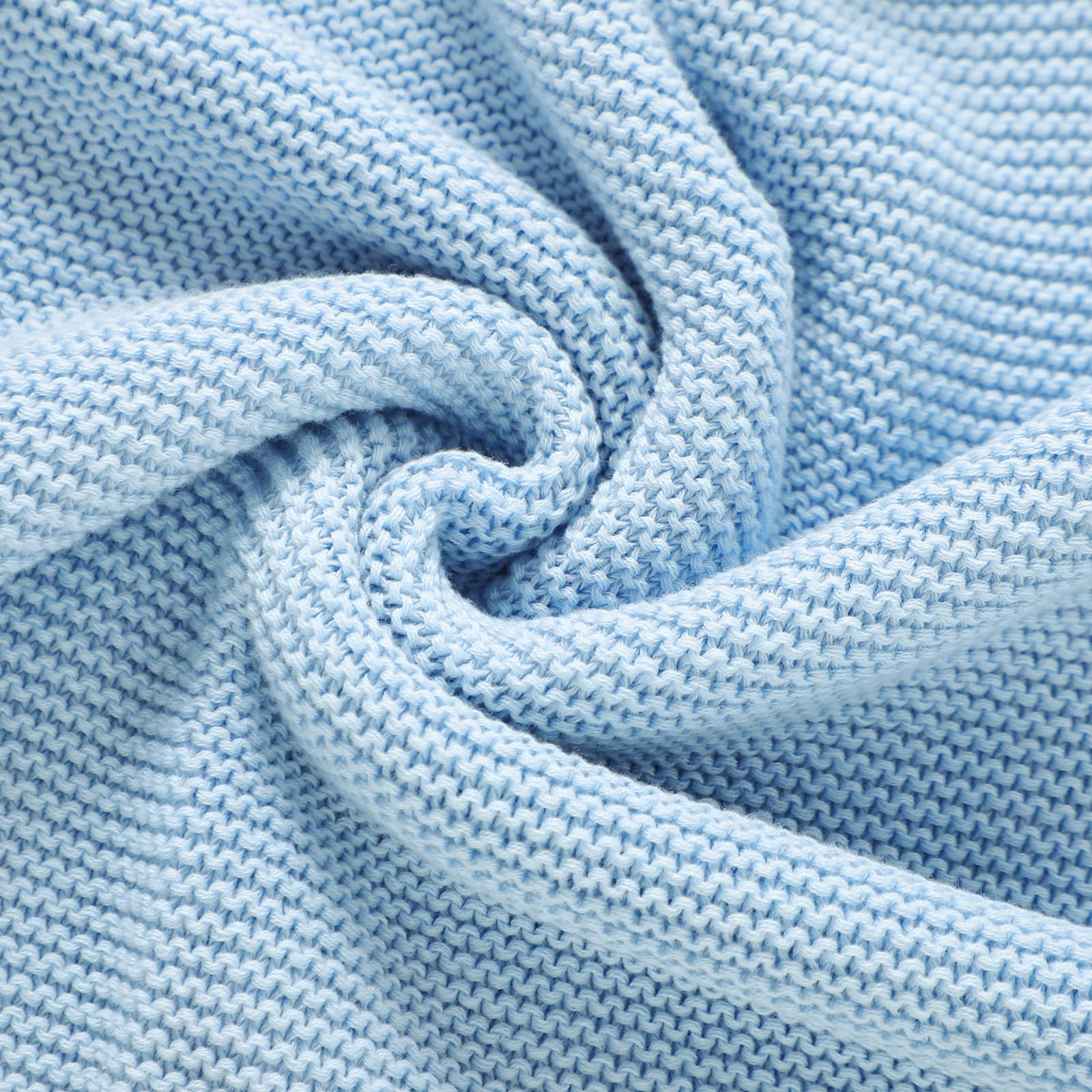 LAWKUL 40x30-inch blanket ideal for swaddling and play