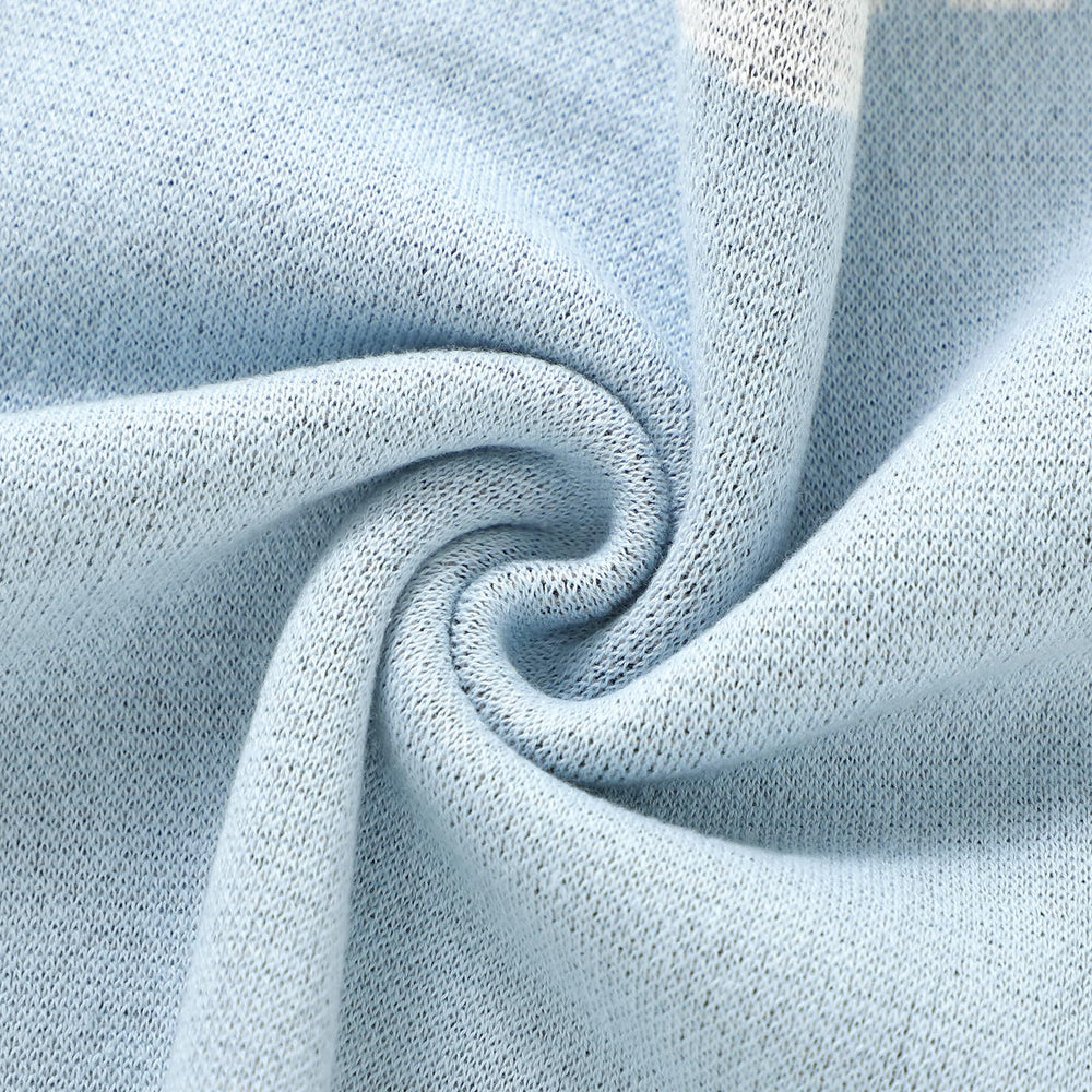 LAWKUL Babby Blanket 40x30 inch size suitable for swaddling and playtime.