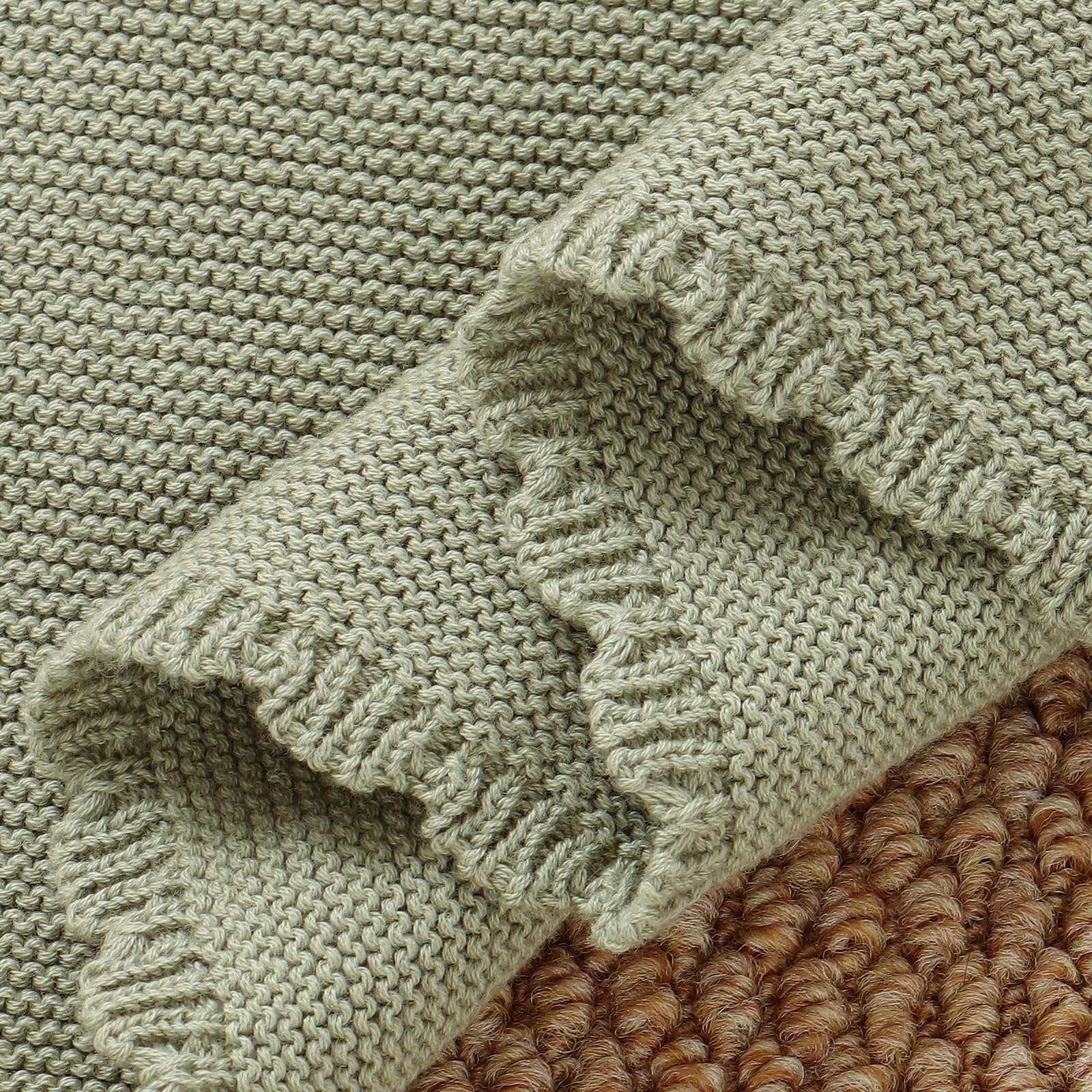 LAWKUL Bunny Lovey 100% cotton fabric delivers soft, skin-friendly comfort.