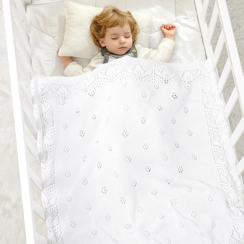 LAWKUL Cellular Blanket floral pattern highlights delicate design in soft macaron colors.