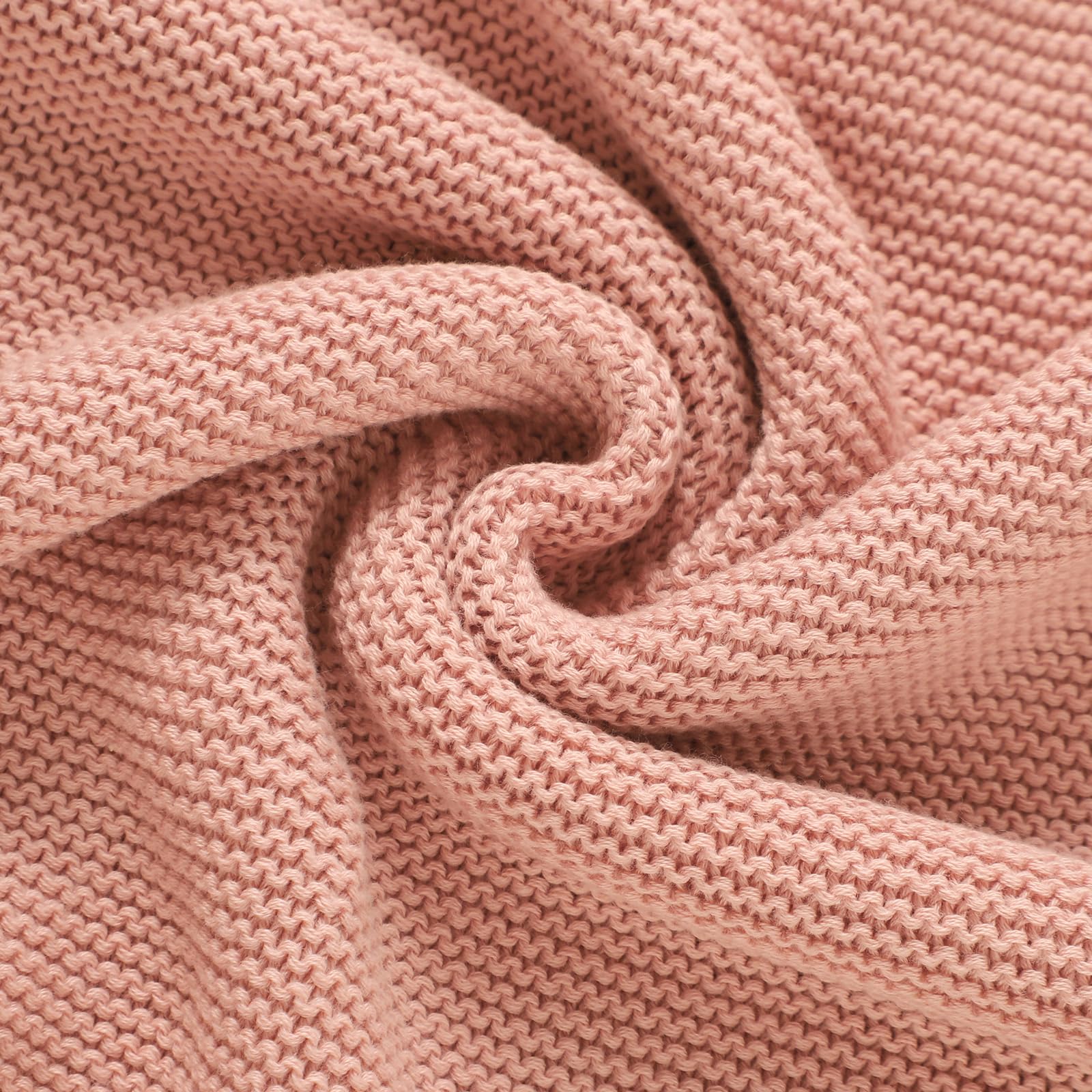 LAWKUL easy-care washability, stays fluffy after repeated washes.