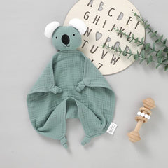 LAWKUL portable baby lovie is easy to carry during outings.