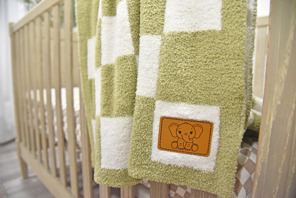Machine washable care for everyday use and color retention.