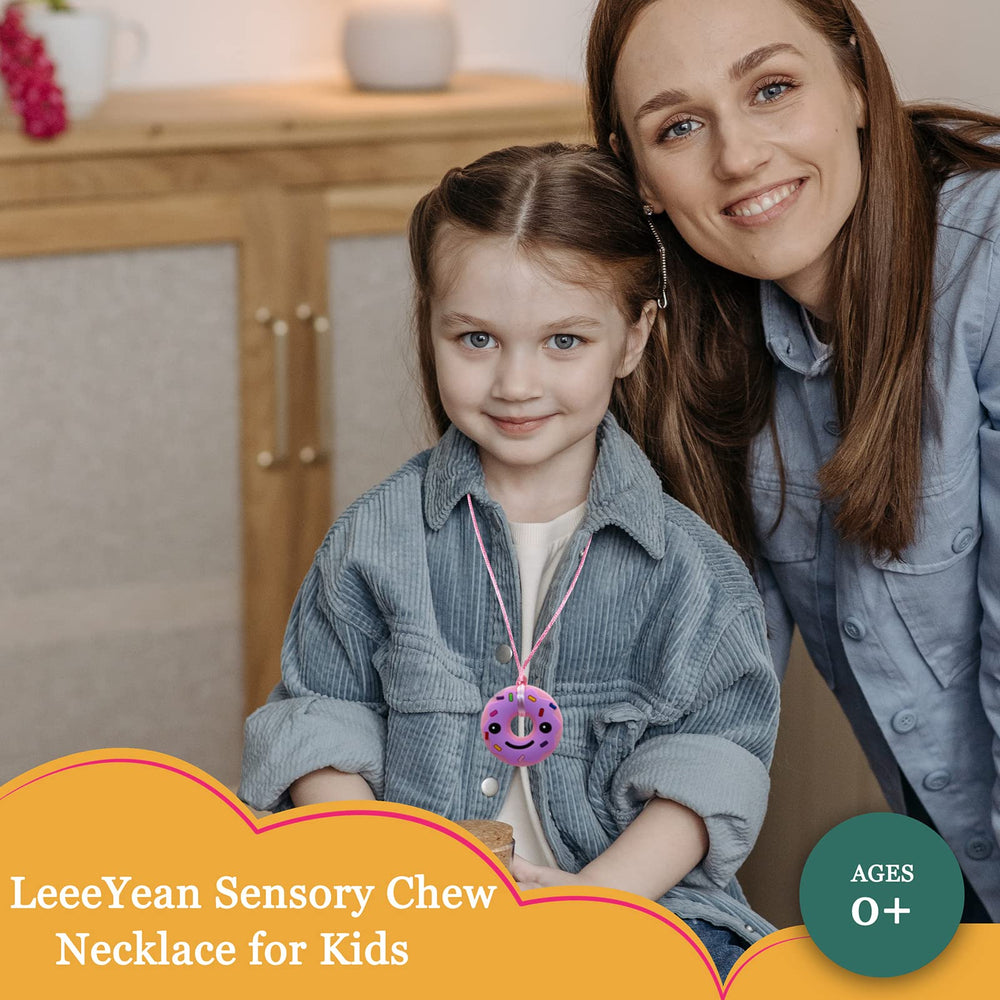 LeeYean chew necklace breakaway clasp enhances safety and easy release.