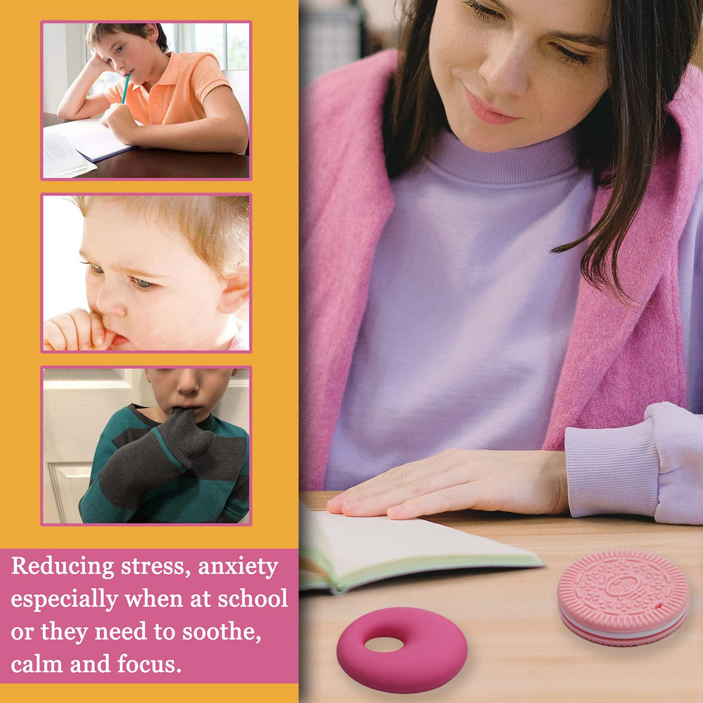 LeeYean chew necklace stick shape supports oral exploration activities.