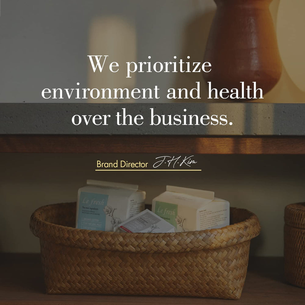 Lefresh vegan sanitary liner with certified safe materials suitable for everyday wear