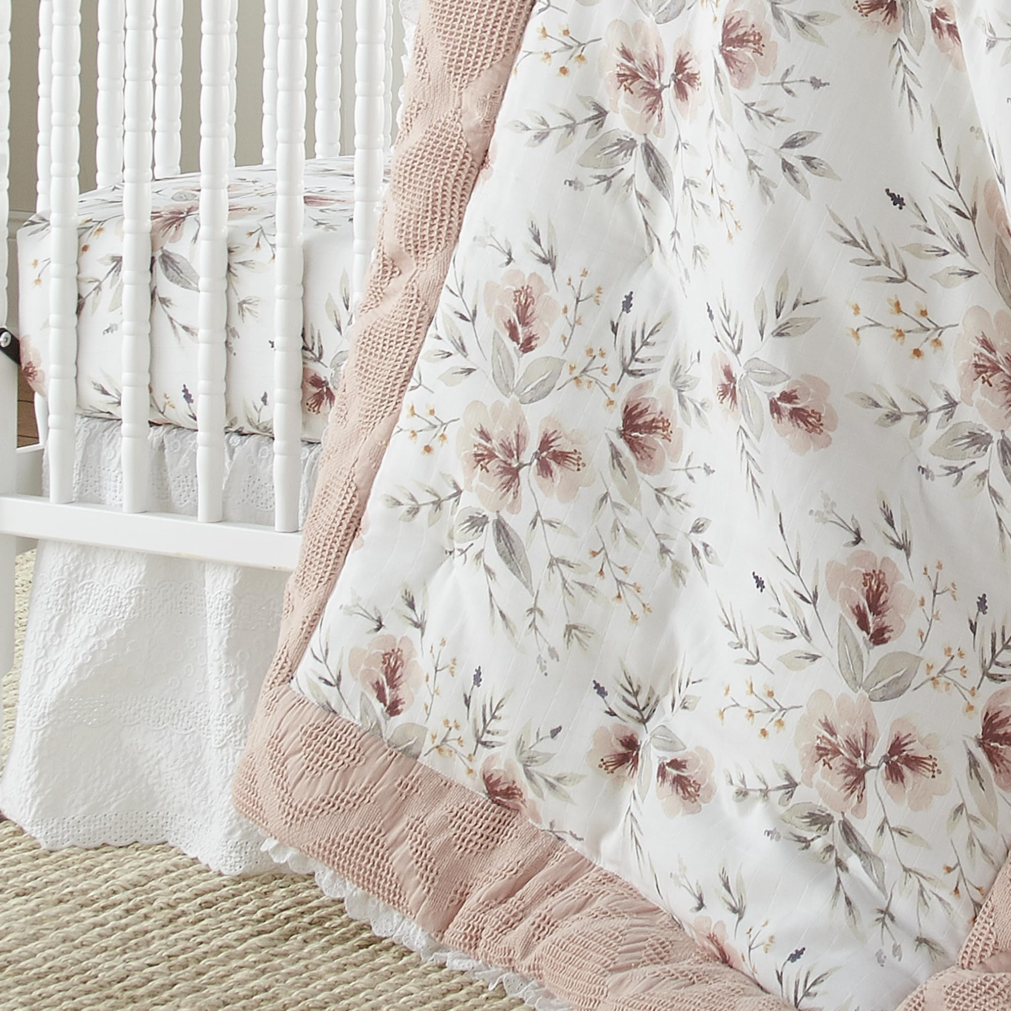 Levtex Baby Adeline crib fitted sheet in 100% cotton provides a snug, secure fit.