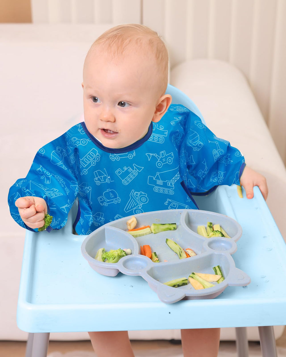 Lictin waterproof barrier protects outfits from spills during snacks.