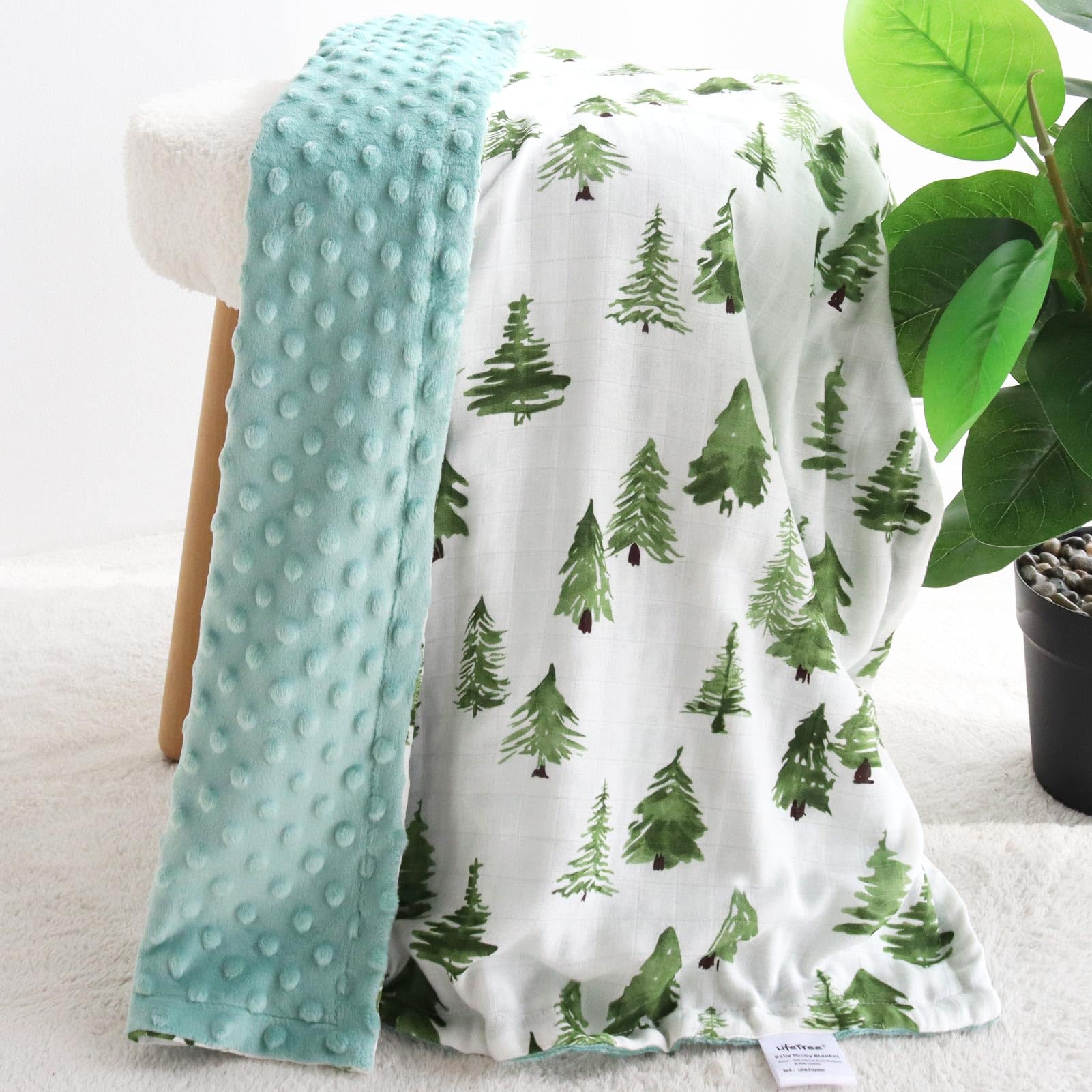 Great for stroller, car seat, or crib use with LifeTree blanket
