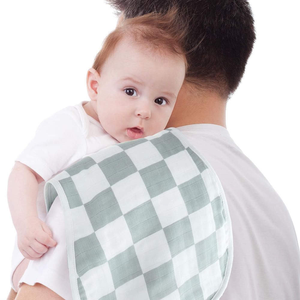 LifeTree durable, colorfast fabric withstands frequent washing.