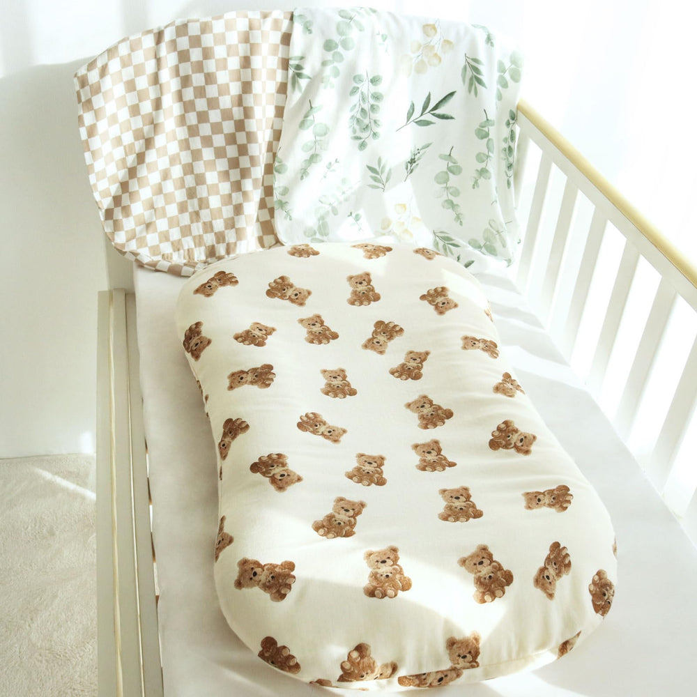 Bear pattern complements universal nursery decor for girls and boys.