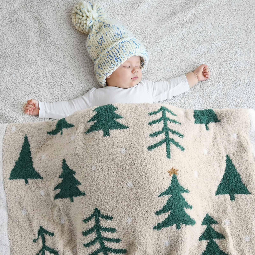 LifeTree Cozy Plush Blanket's neutral PineTree design fits any nursery.