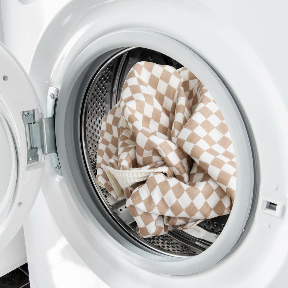 LifeTree easy-care blanket remains comfortable after machine washing.