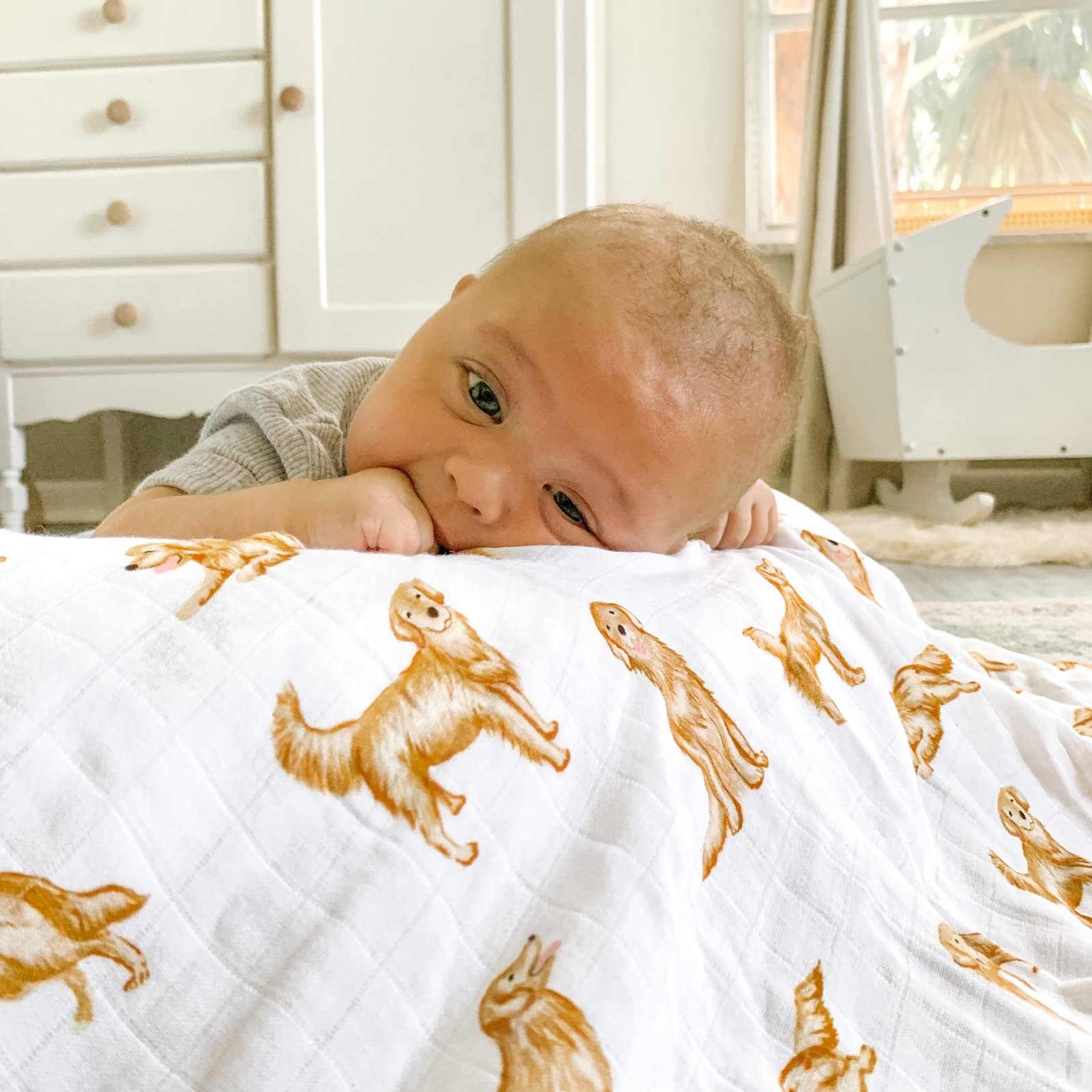 LifeTree muslin swaddle with golden retriever print for a cozy vibe.