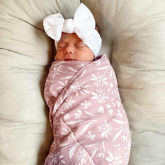 LifeTree swaddle blanket blush leopard pattern ideal for cozy photos