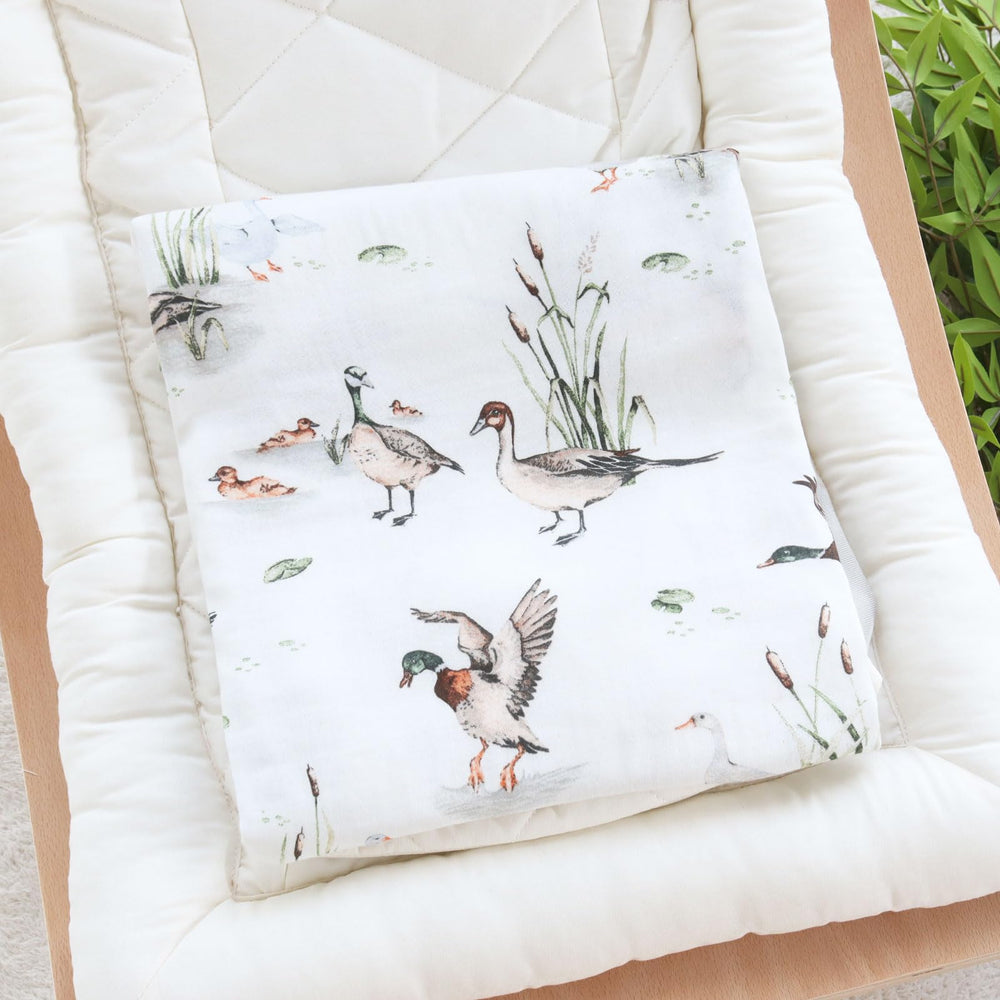 LifeTree unisex lounger cover fits most loungers for versatile use