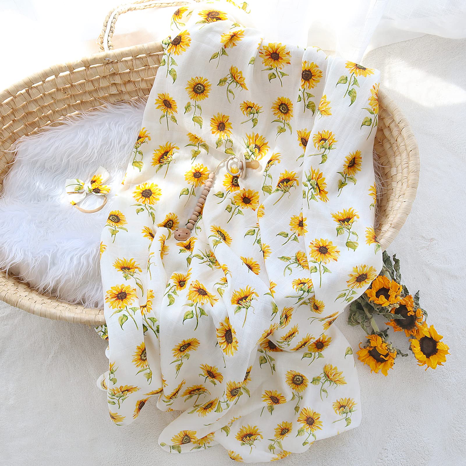 LifeTree unisex swaddle blanket versatile from swaddling to stroller use.