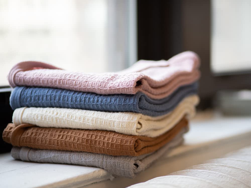 Lila & Jack lightweight blanket perfect for napping and nursing.