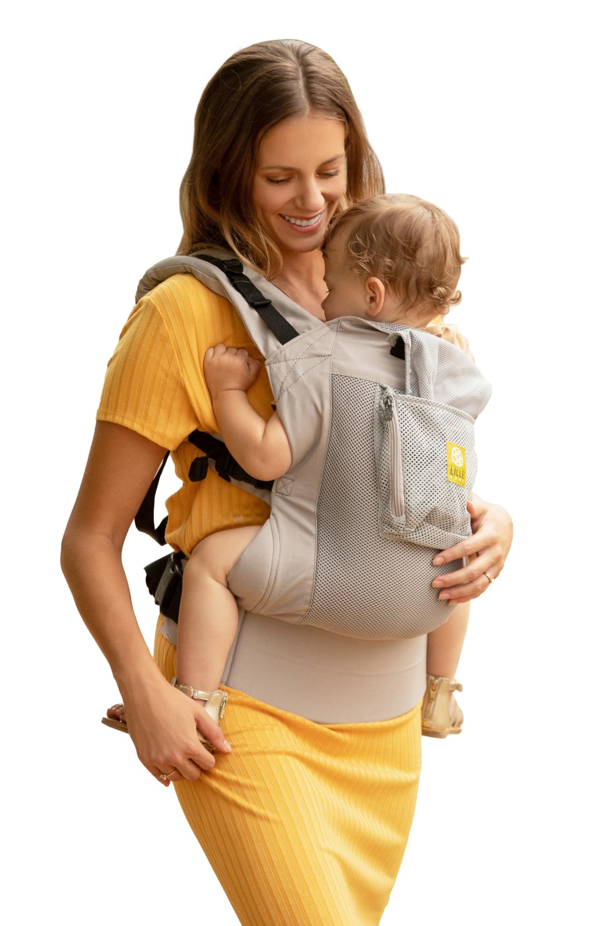LILLEbaby CarryOn Airflow in Mist supports toddlers on the go.