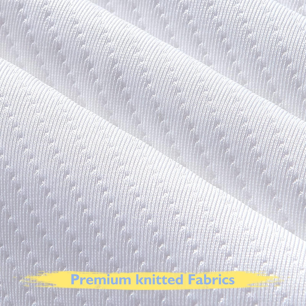 Lillibearas quilted ultra-soft cotton surface feels gentle on baby skin.