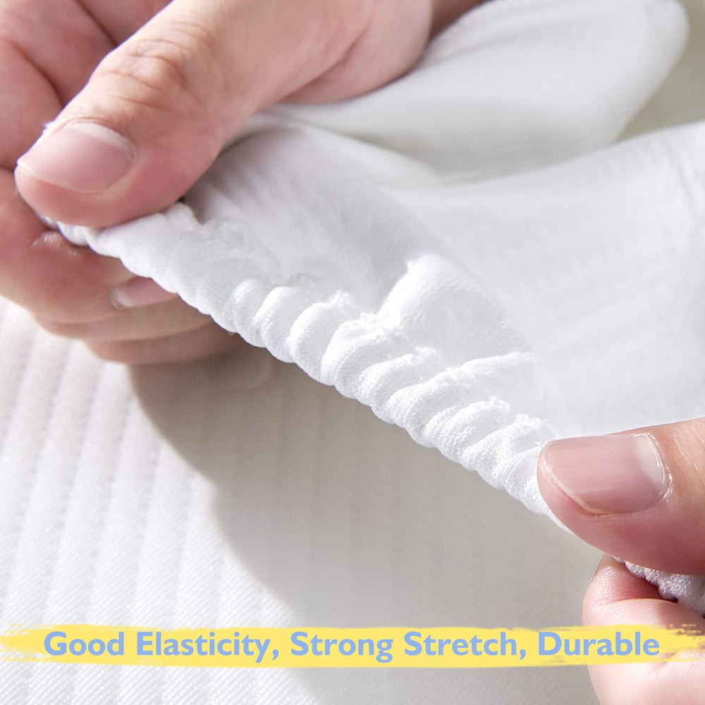 Lillibearas waterproof bottom layer stays dry with no crinkly noise.