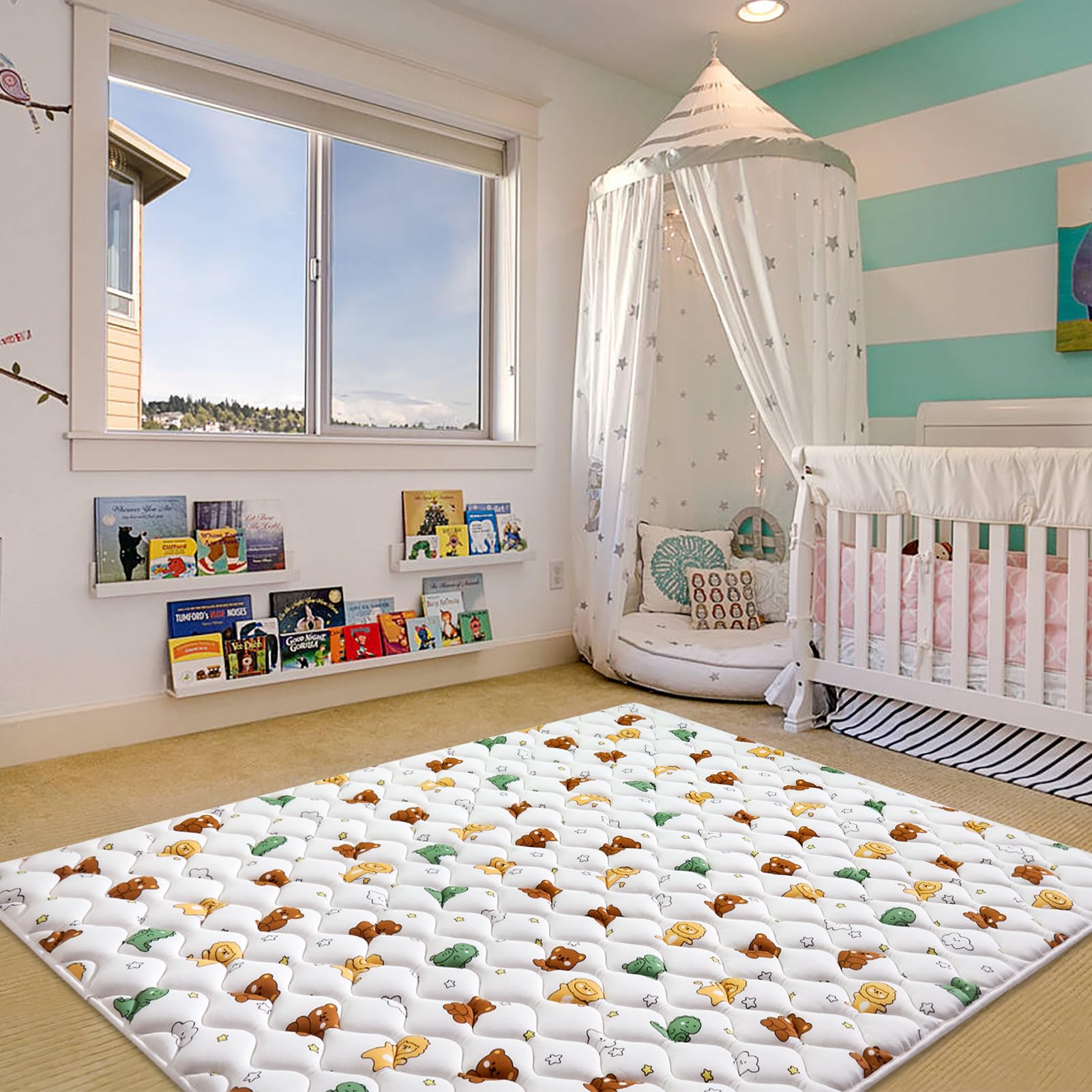 LILYVIBEBEARHAPPY one-piece design folds for easy storage and travel.