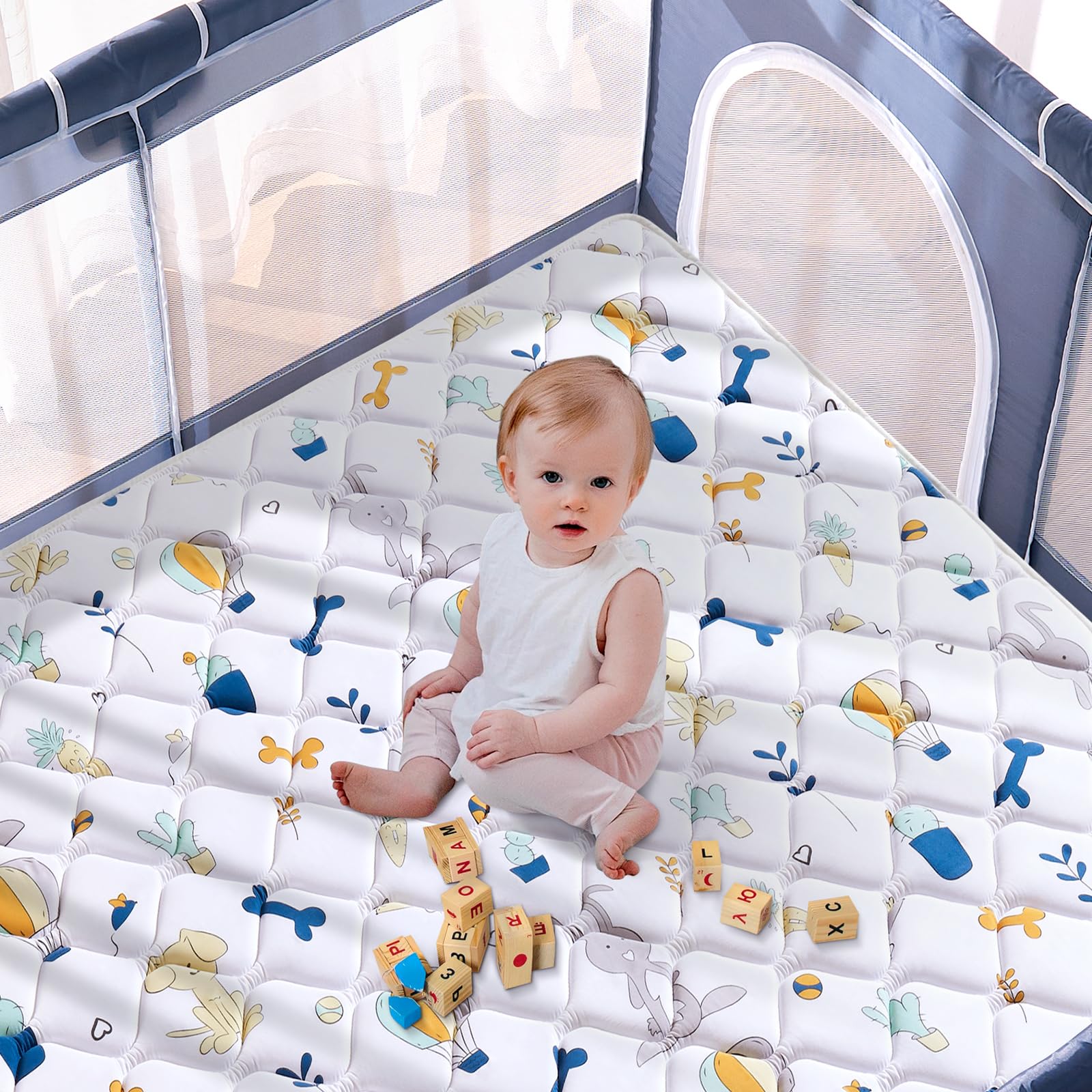 LILYVIBEBEARHAPPY expands after opening to a full-size play space.