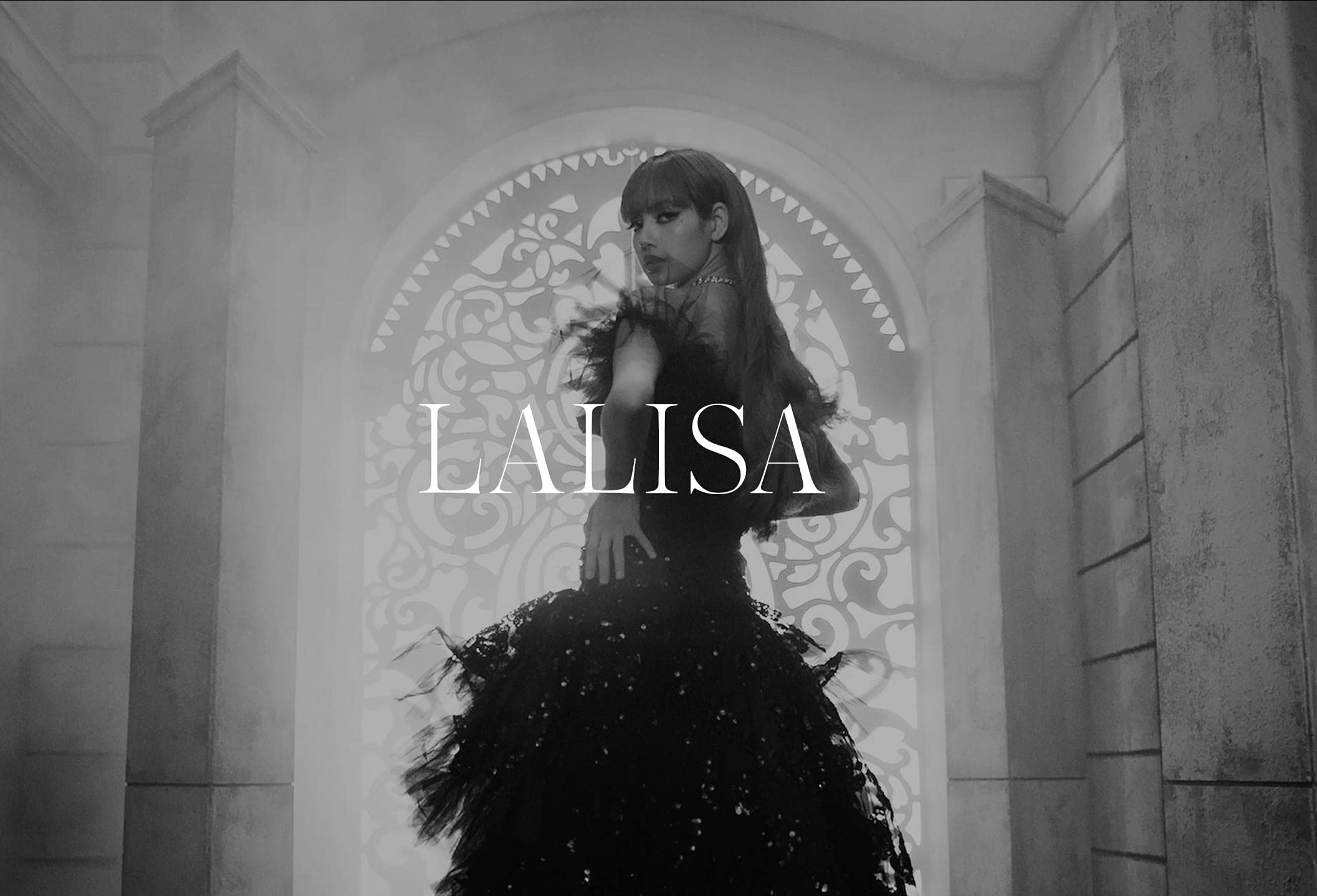 Lisa LALISA pack contents overview showing all inclusions