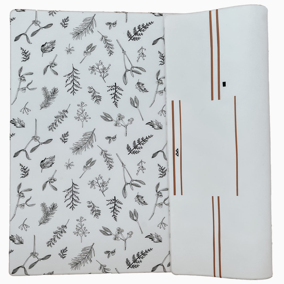 Little Bot Ofie Mat in Plants Eze design offers a soft surface for cozy baby play.