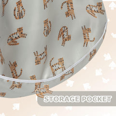 Little Dimsum Mess-Proof Baby Bib pocket detail catches spills and drips.