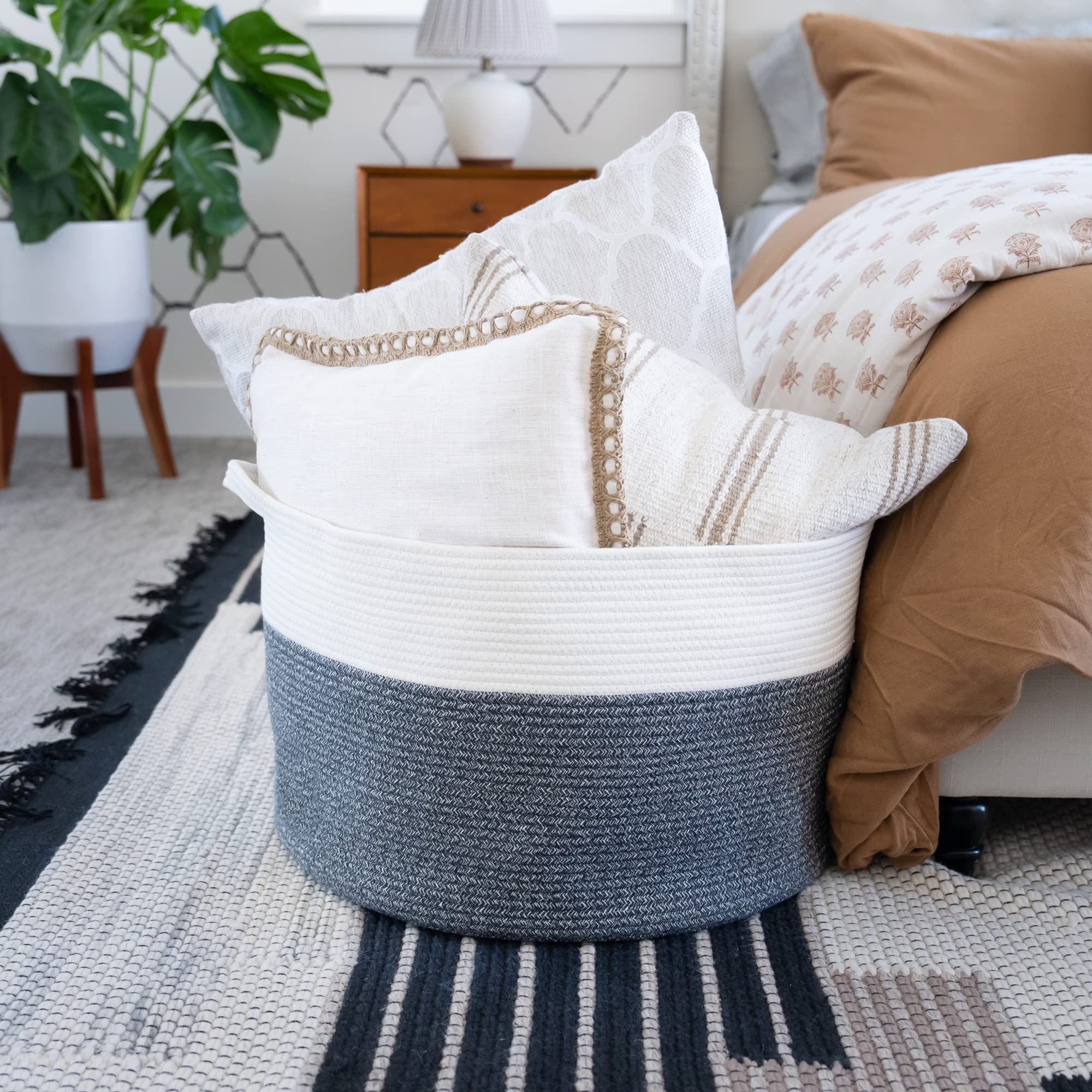 Little Hippo XXL basket in living room for blanket storage