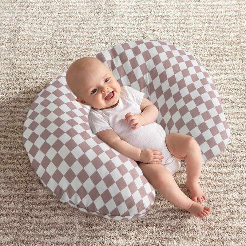 Little Jump green checkered cover adds timeless charm to feeding.