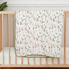 Little Jump large 47 by 47 inches muslin blanket provides toddler coverage
