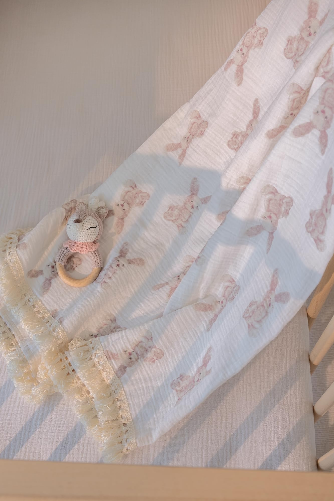 Little Jump newborn swaddle 40x47 size ideal for swaddling and cozy naps.