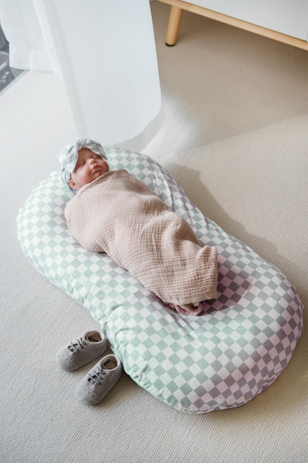 Little Jump universal-fit lounger cover in coffee checkered for versatile use.