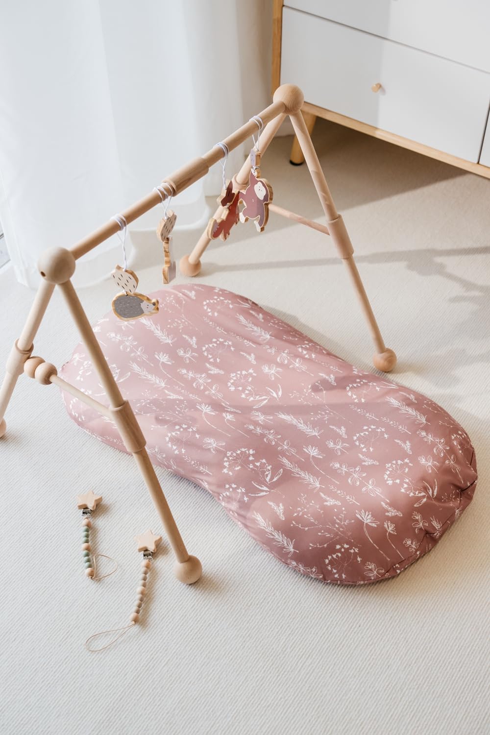 Little Jump Western Wild Flowers cover creates a cozy nursing moment.