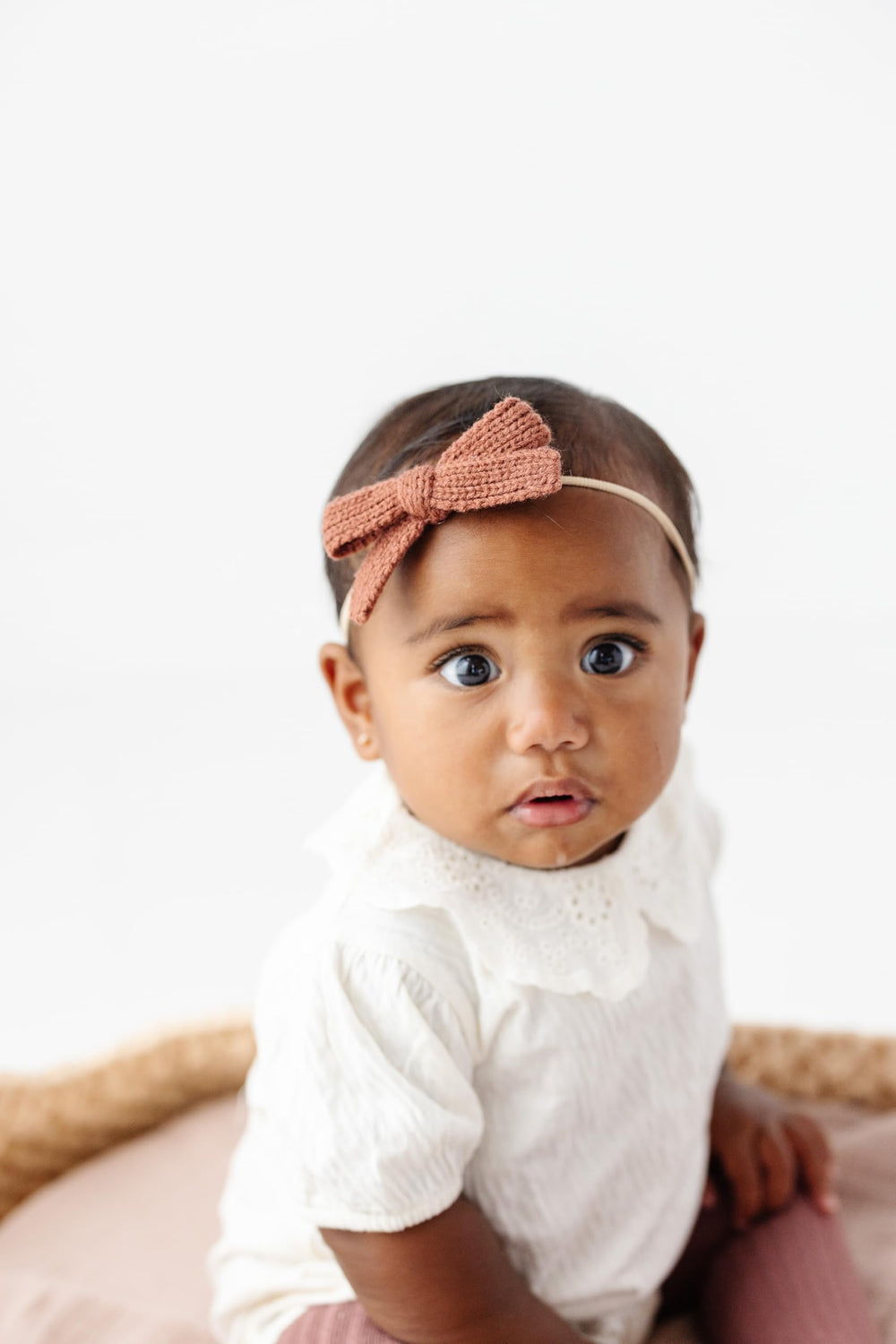 Little Poppy Co Amelia Set oversize on reversible alligator clip: bold yet secure for toddlers.
