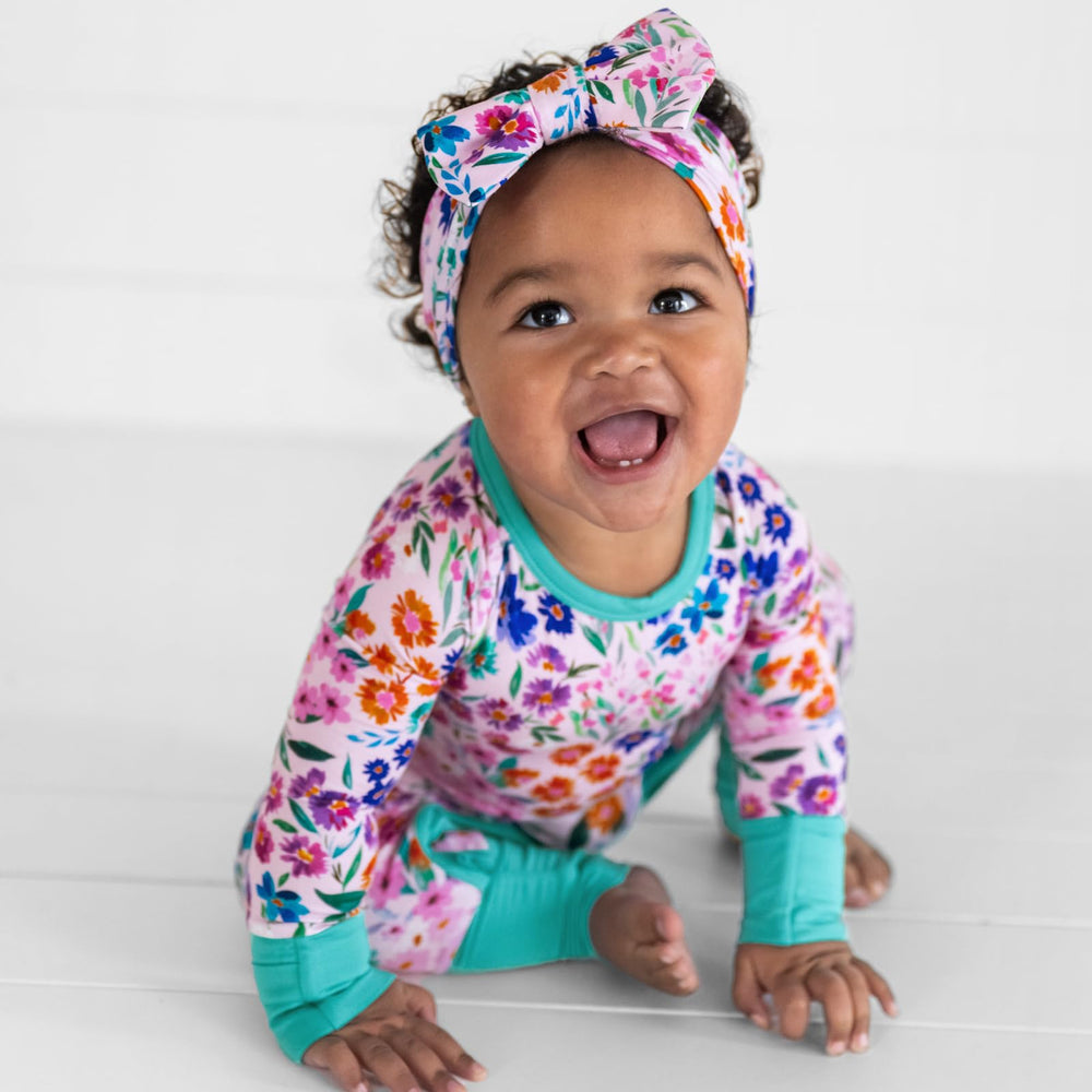 Adjustable tie-front Luxe Bow Headband for lasting growth in Sweet Pea